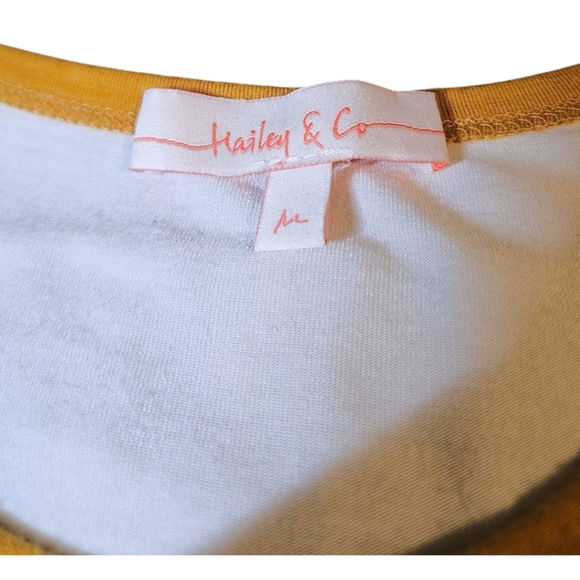 Wmns White Tank W/Tan Ruffle Sleeves Sz M-L Flowy, Super Soft, Stretch, Neutrals - Picture 7 of 8